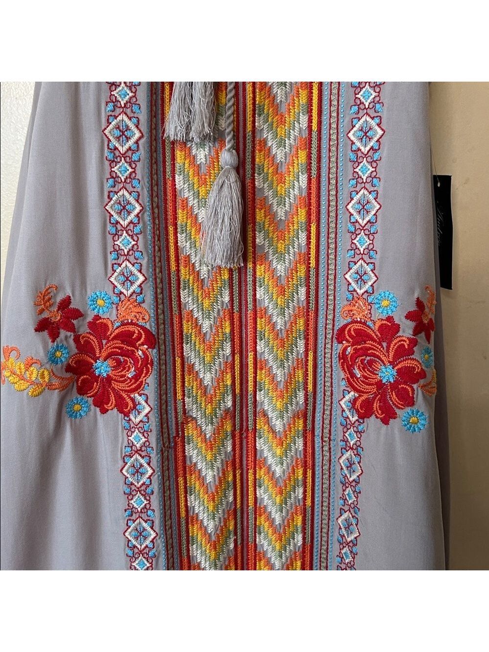 ANDREE BY UNIT Gray Dress with Multicolor Embroidery one size - Picture 3 of 10